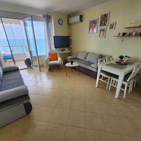 Matin Apartment Sea View Драч Екстериор снимка