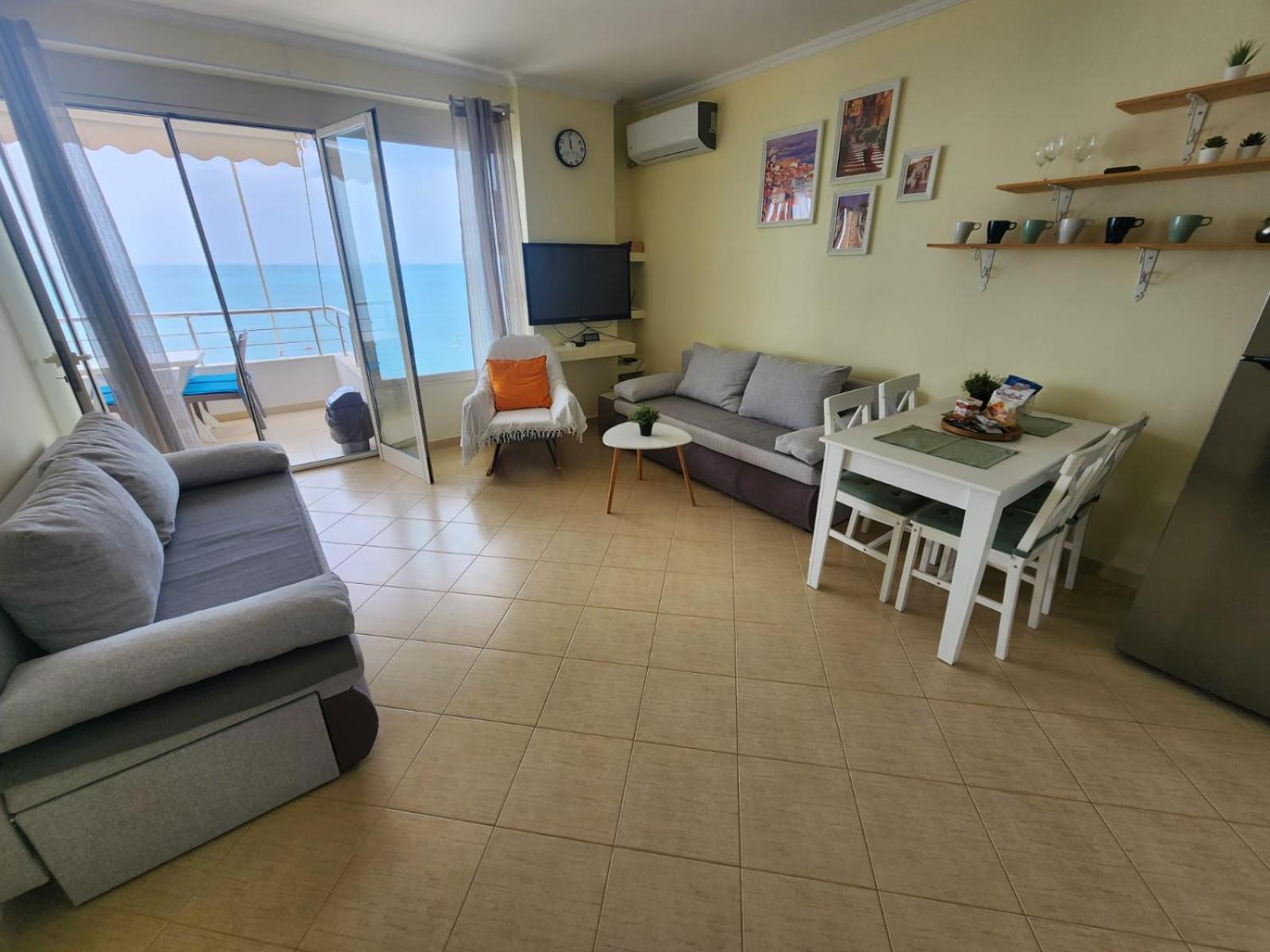 Matin Apartment Sea View Драч Екстериор снимка
